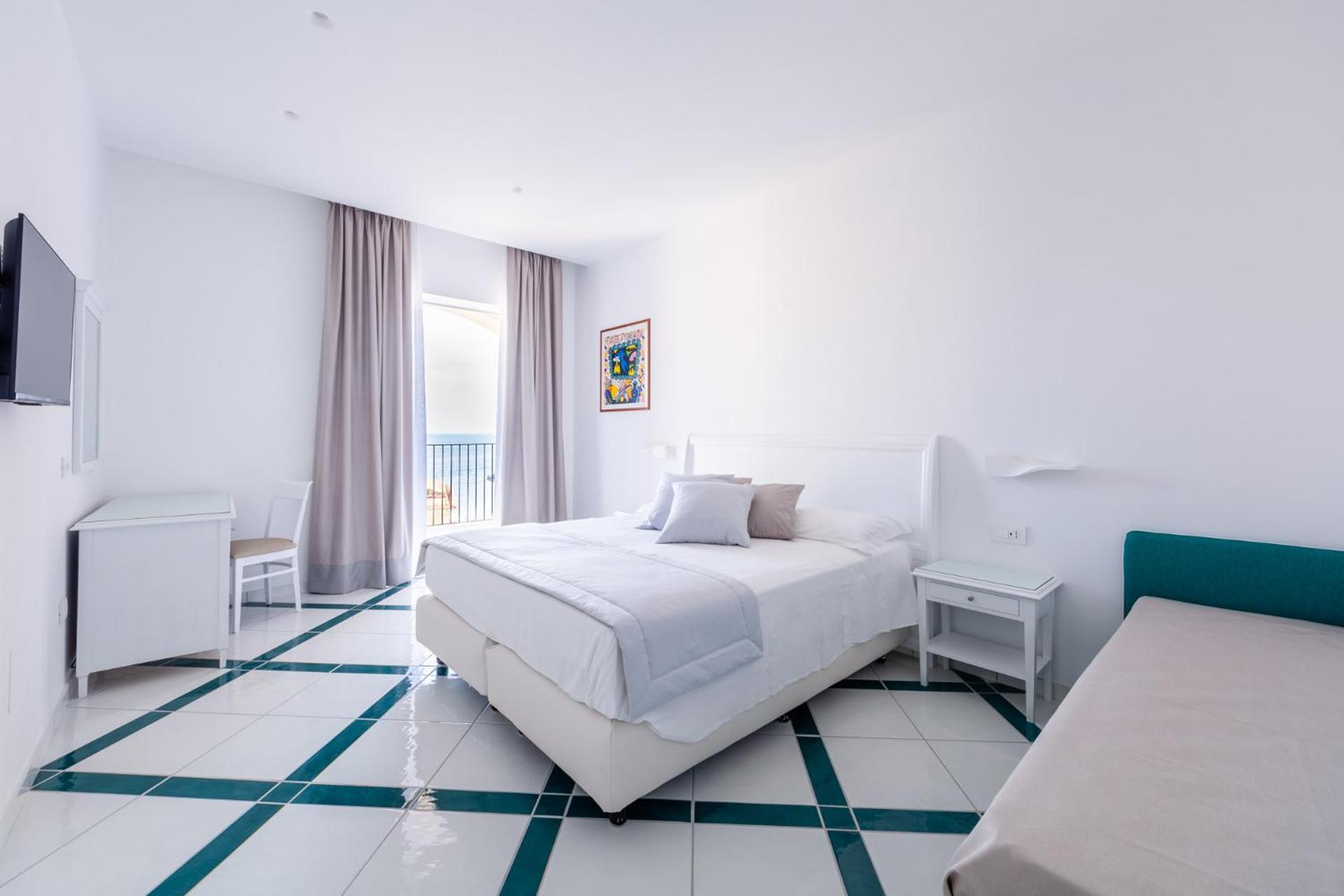 Hotel San Francesco Майори Екстериор снимка