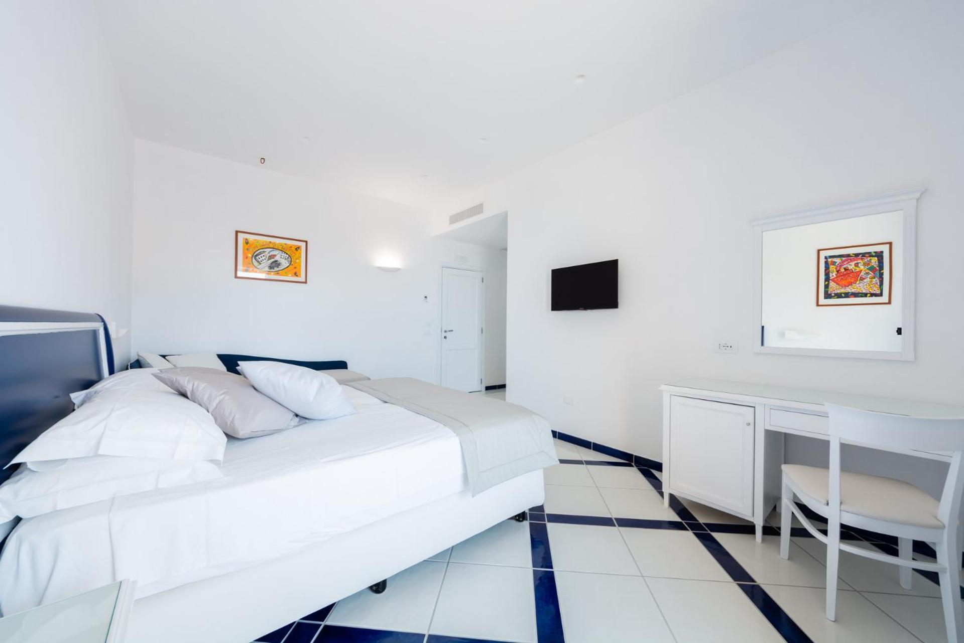 Hotel San Francesco Майори Екстериор снимка