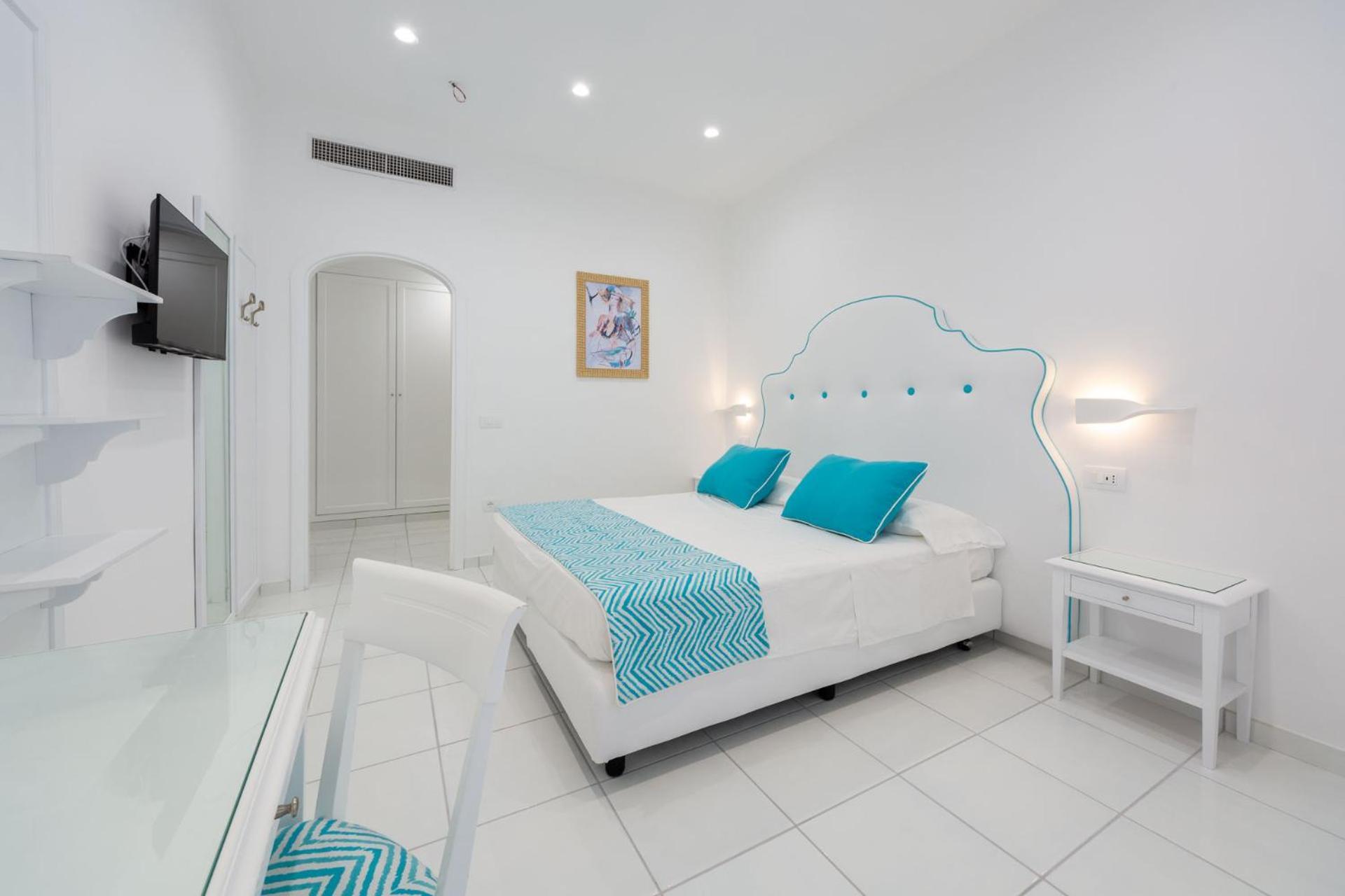 Hotel San Francesco Майори Екстериор снимка